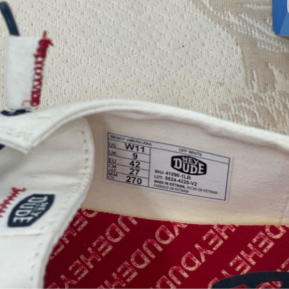 Hey Dude Wendy Americana Off White Patriotic Women's Size 11 flag design - Picture 4 of 7